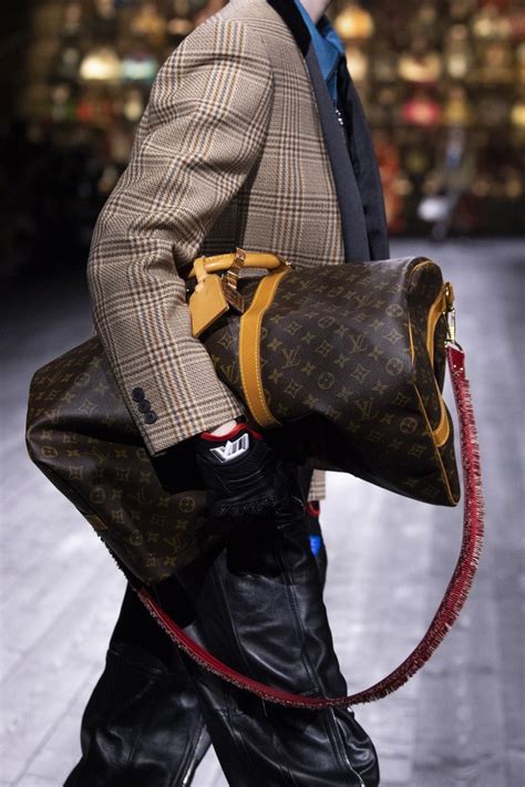 Louis Vuitton: 10 τσάντες από τη νέα συλλογή για να 